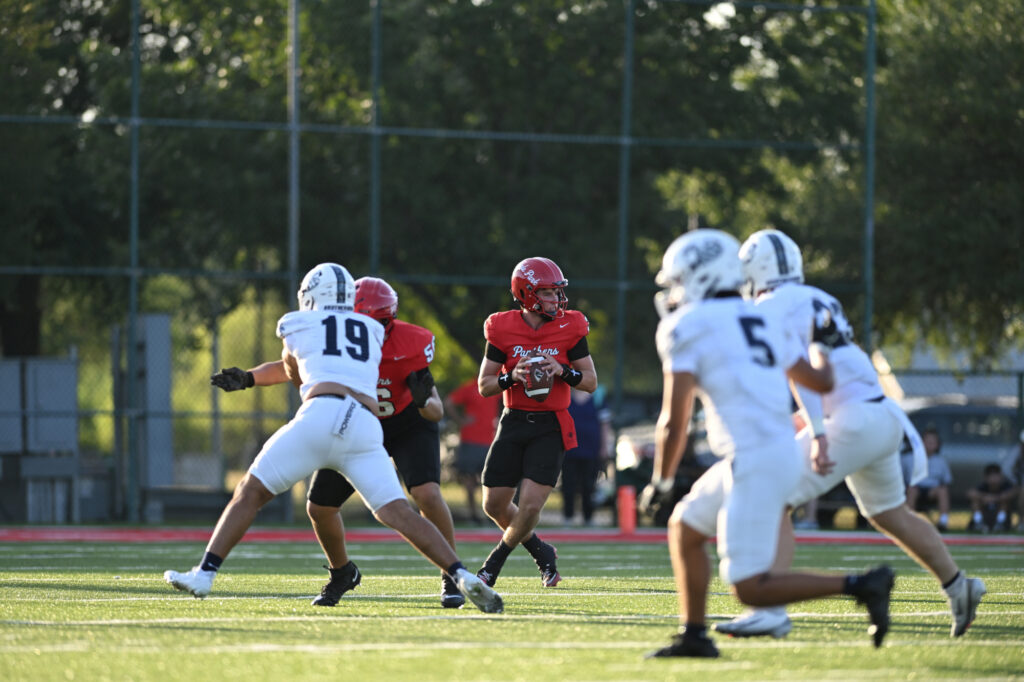 Senior Crawford Moffitt (QB, #3)