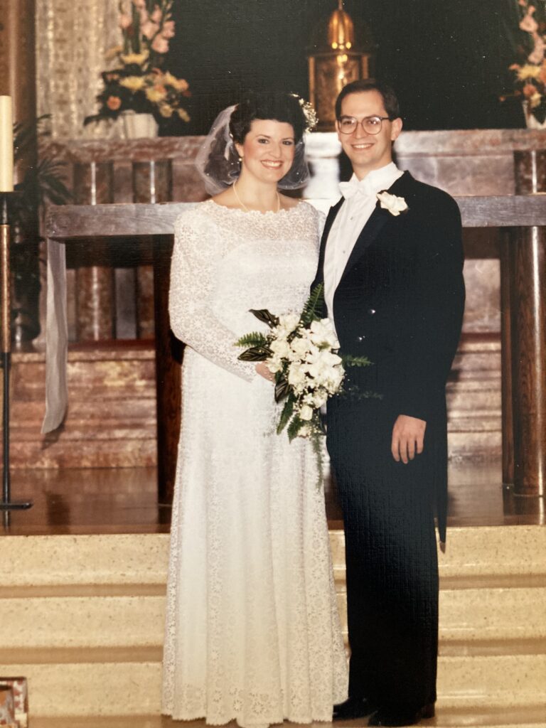 Barbara and Robert Chisholm on their wedding day in 1987
