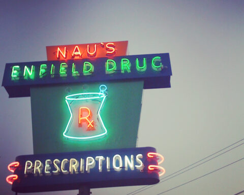 Nau’s sign was a West Austin landmark for decades.