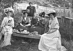 A little later 19th century outdoor meal presentation, courtesy “19th century meals and table settings