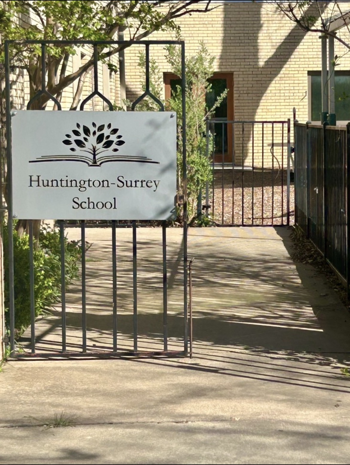 Huntington Surrey School