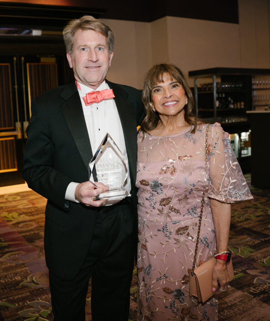 Board Member Glenn Dukes and Manos de Cristo CEO Julie Ballesteros