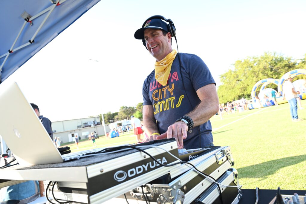 DJ Hear No Evil Brent Metschan