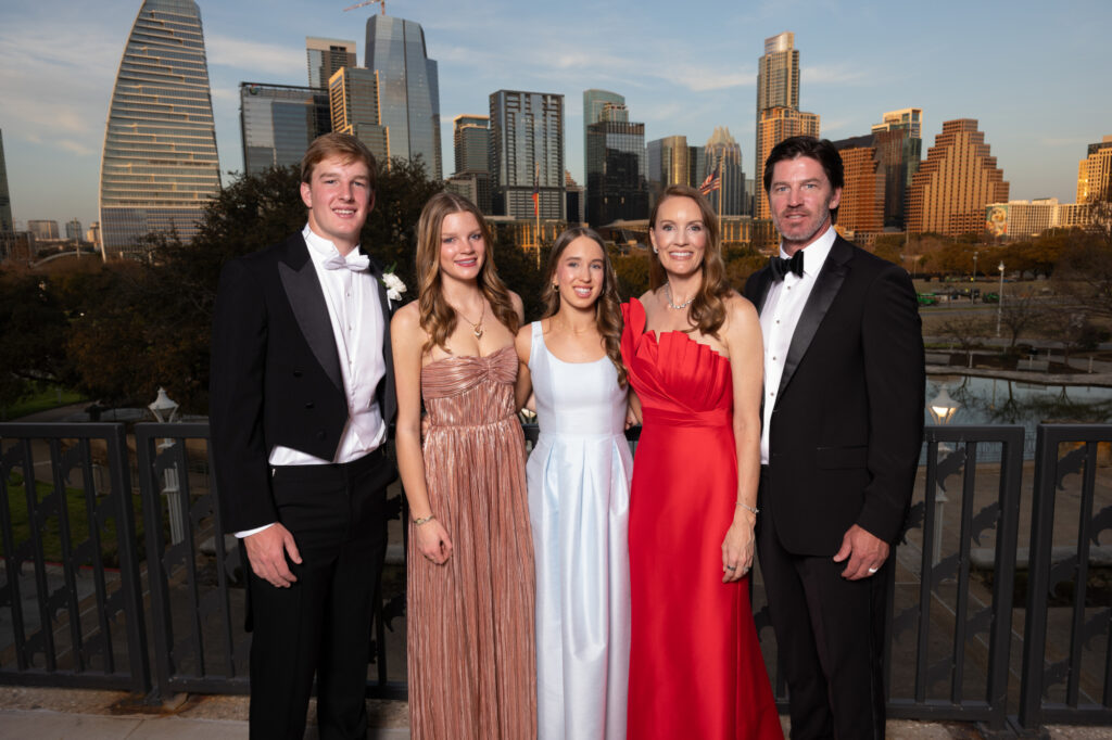 Paxton, Tatum, Kaki, Stephanie and Derek Land
