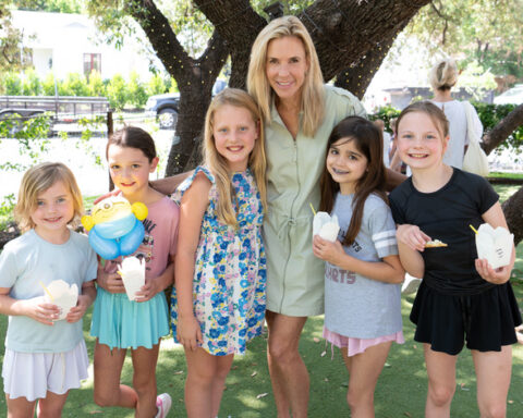 Abby Pohl, Eva Watters, Penny Hilliard, Leigh Simmons, Linnie Cowan, Callie Wayne