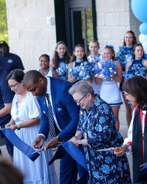 Ben Hamilton (LPA Architects), Dawson Merrill (Harvey Cleary Builders), Sean Greenberg (Board Chair), Thomas Sale (Athletic Director), Alice Nezzer (Assoc Head of School), Dr. Steven Fletcher (Head of Upper School), Melissa Grubb (Head of School), The Rt. Rev. Kathryn M. Ryan, Bishop Suffragan, Ava Barnard ‘26 (Student Senate President)