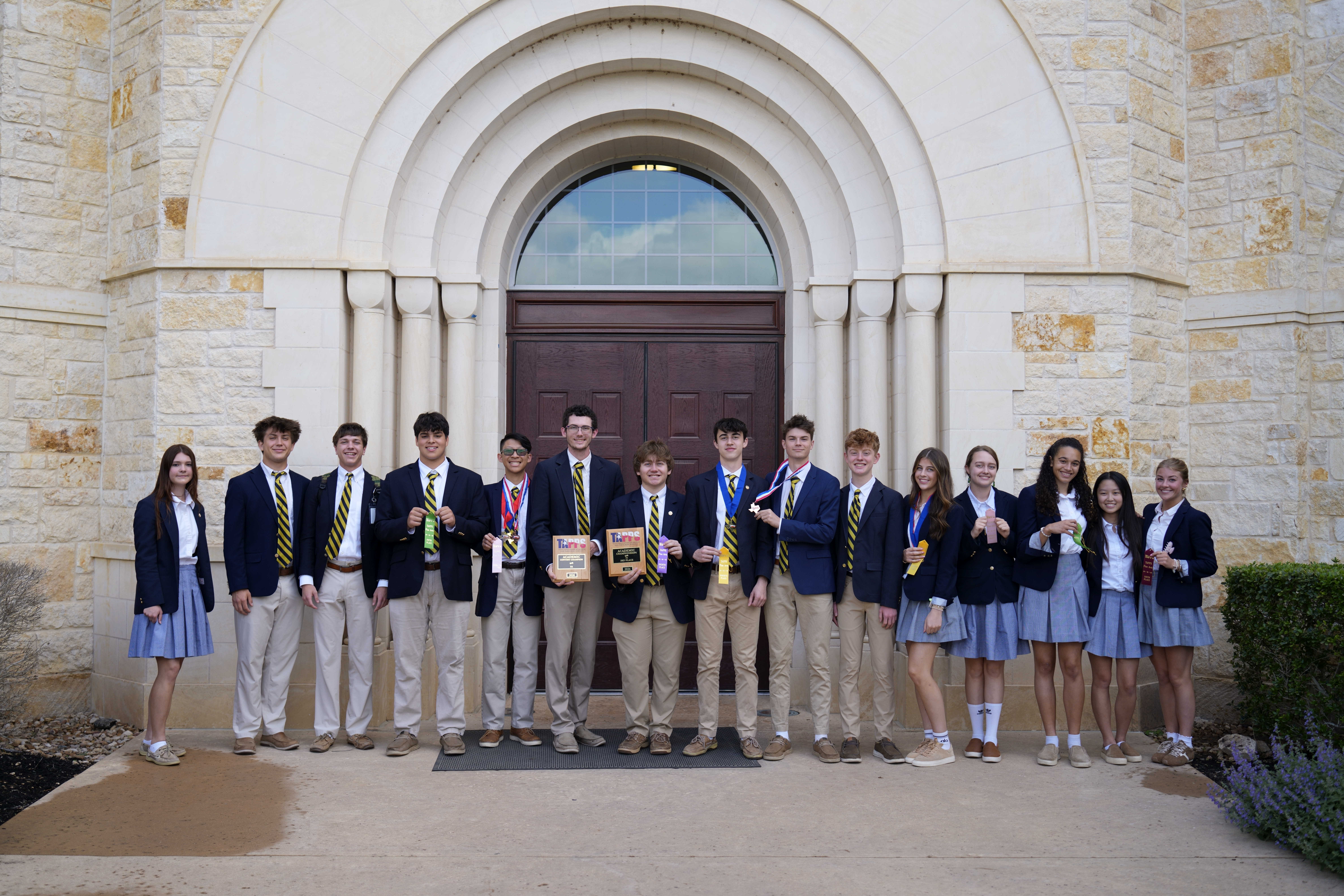Piper Taylor, Dane Heath, Drew Novy, Diego Romero, Harrisonne Wu, Luke Wood, Noah Ledbetter, Ryan Collins, Tobin Simmons, Brooks Garner, Kaitlin Collins, Bailey Roberson, Hannah Butler, Claire Ly, Ashley Dunaway. Not Pictured: Simon Batchelor, Charlie Roy, Sawyer Jackson