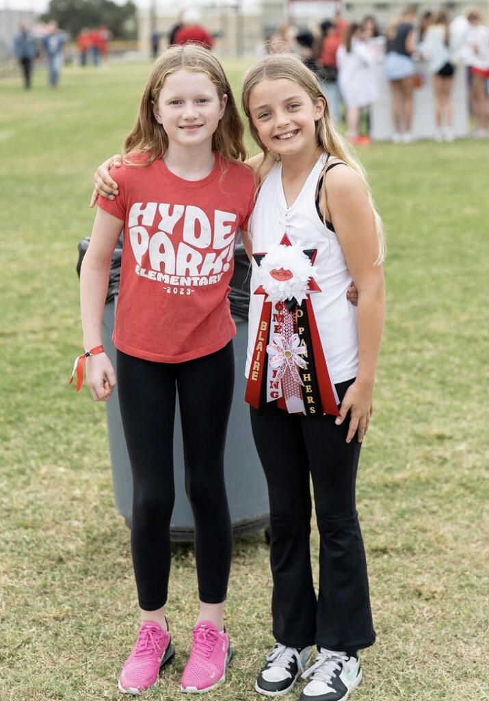 Ellie Withers and Libby Shields at the Hyde Park Homecoming Celebration