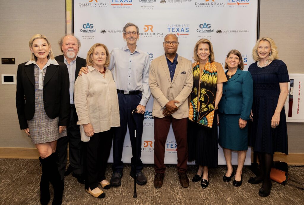 DKR Fund & Alzheimer’s Texas Board Leadership: Ava Late, Ed Clements, Debbie Hanna, Dr. Hunt Batjer, Mike Singletary, Rita Hortenstine, Linda Shaugnessy and Sherri Krause