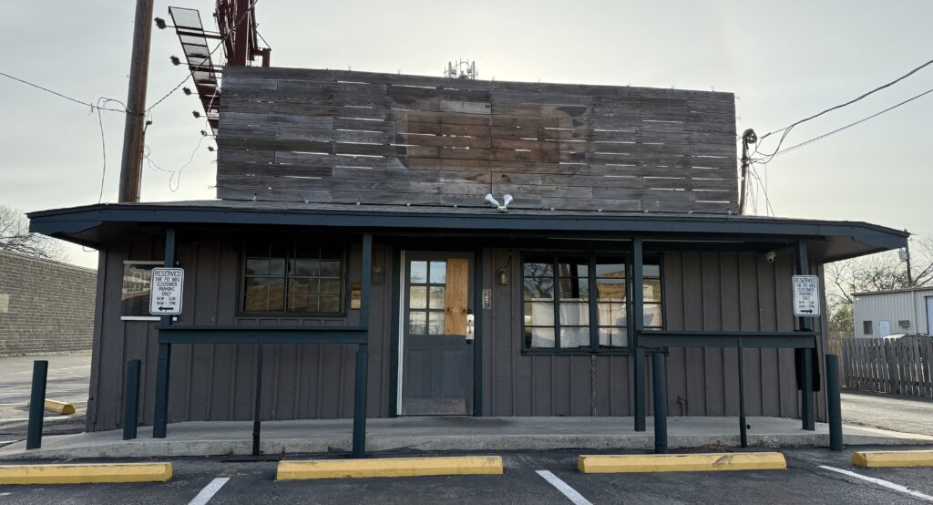 Bird Dog BBQ closed