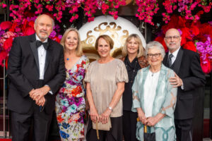 Gary and Jan Pickle, Bettye Nowlin, Shanny Lott, and Carolyn and Marc Seriff